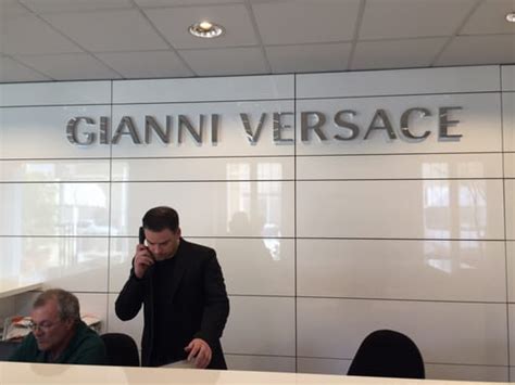 spaccio versace novara|Gianni Versace SPA, Novara .